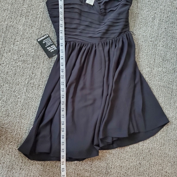 Express one shoulder black dress with pleats, size 2 - Picture 11 of 13
